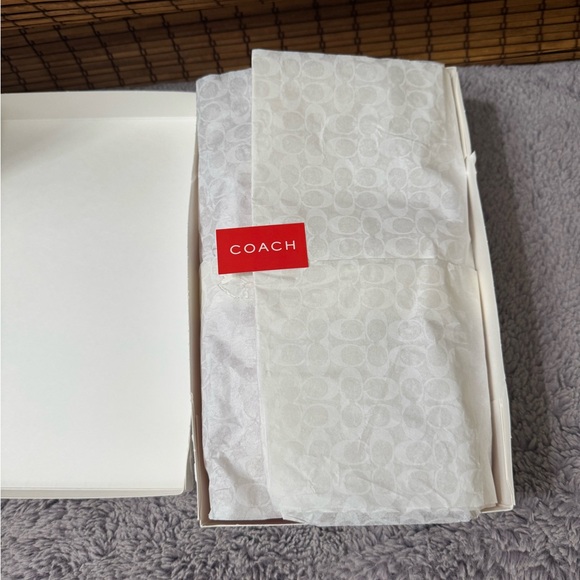 Coach Makeup Bag NEW WITH TAGS - Picture 8 of 9